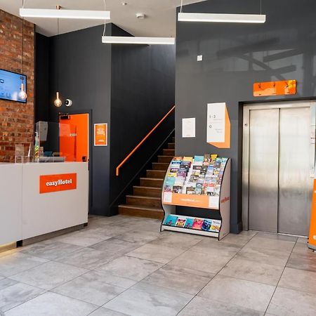 Easyhotel Birmingham Bagian luar foto