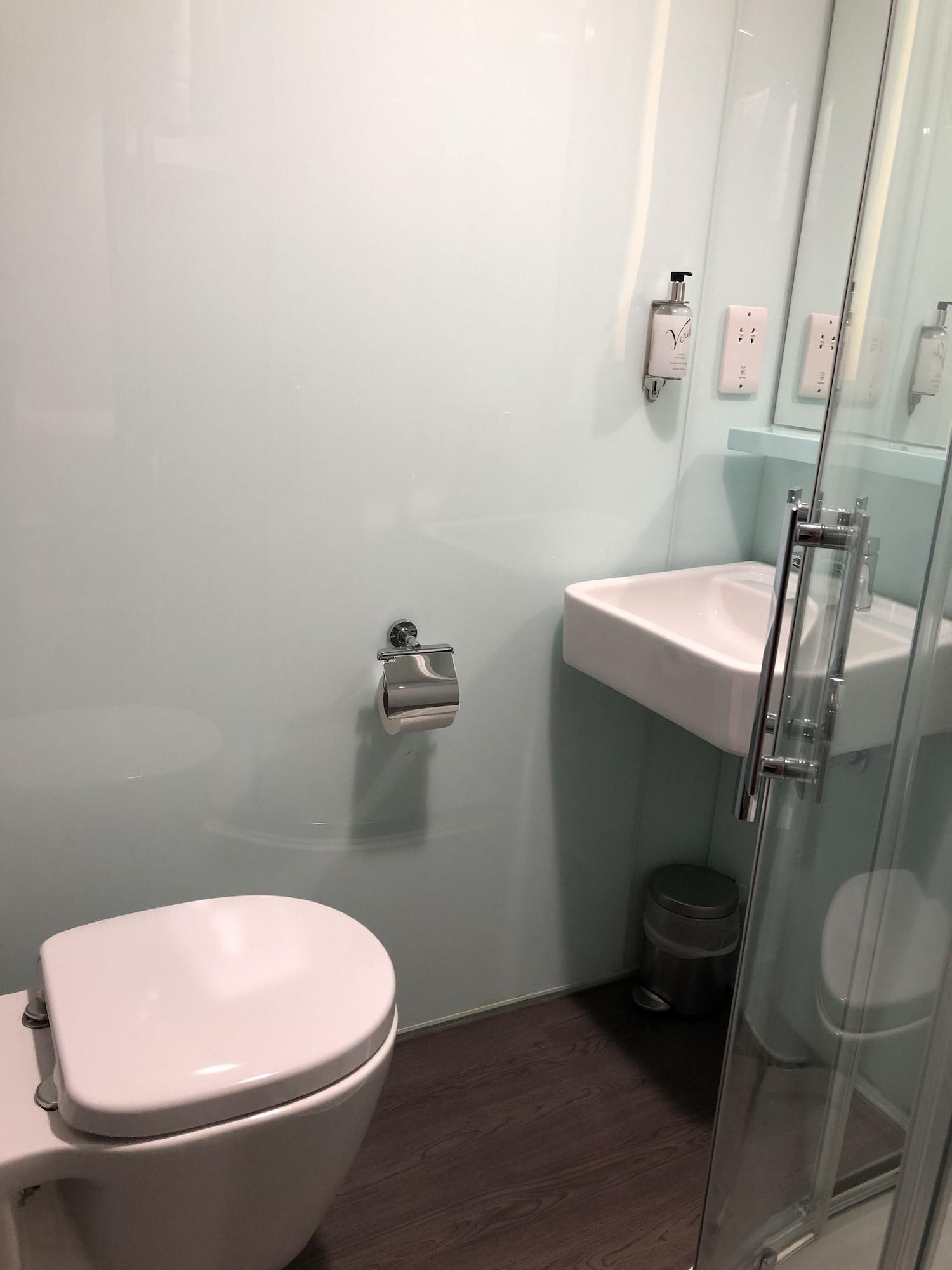 Easyhotel Birmingham Bagian luar foto