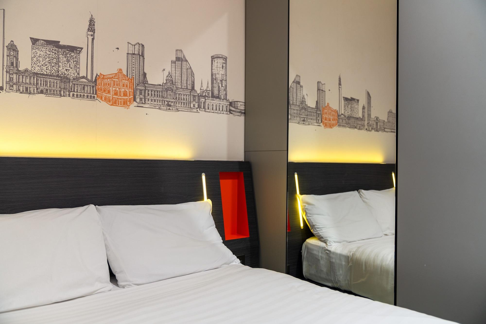 Easyhotel Birmingham Bagian luar foto