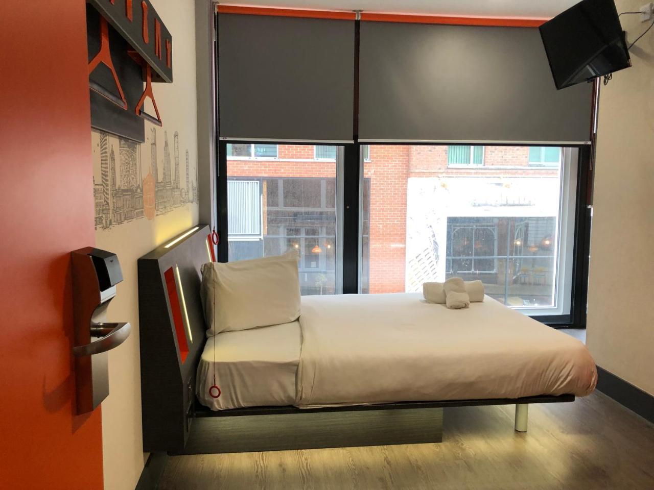 Easyhotel Birmingham Bagian luar foto