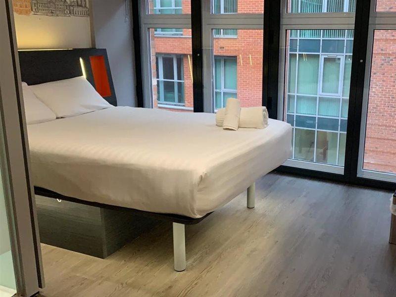 Easyhotel Birmingham Bagian luar foto