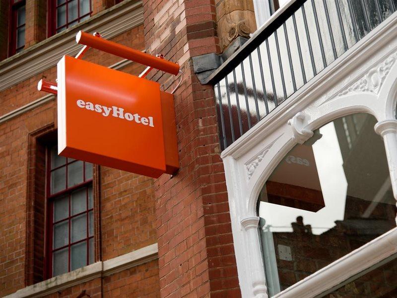Easyhotel Birmingham Bagian luar foto